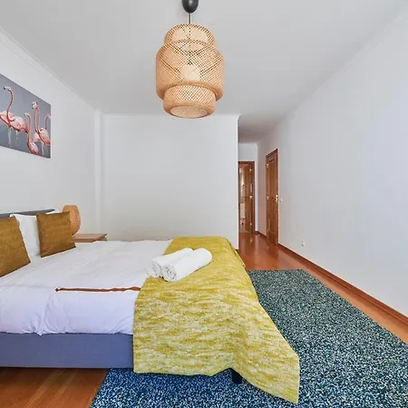 Holiday home Amazing Downtown Family With Terrace And Parking Lisbon
