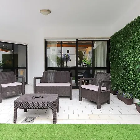 Holiday home Amazing Downtown Family With Terrace And Parking Lisbon