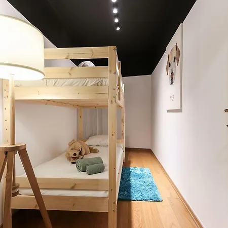 Amazing Downtown Family With Terrace And Parking * Lisbon