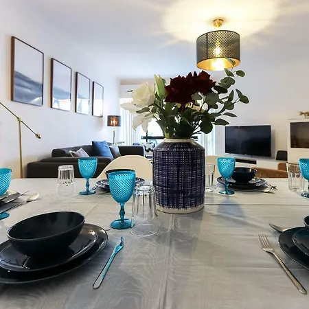 Appartement Amazing Downtown Family