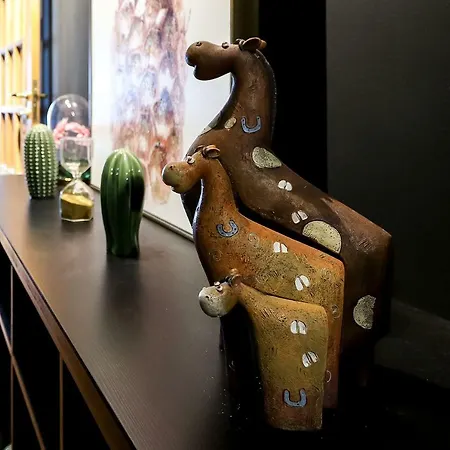 Amazing Downtown Family *